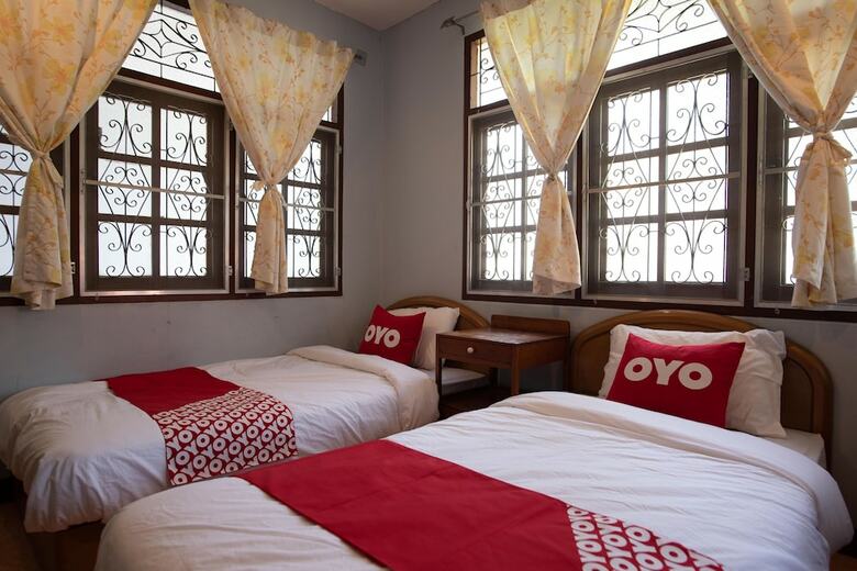 Hotel Oyo 402 Raknatee Resort