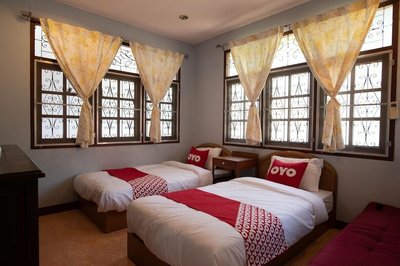 Hotel Oyo 402 Raknatee Resort