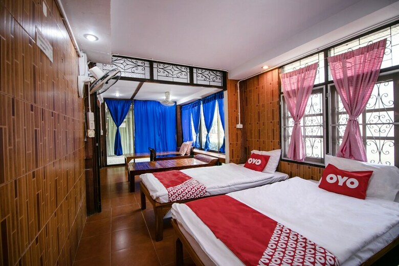 Hotel Oyo 402 Raknatee Resort