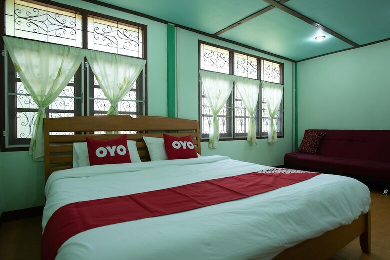 Hotel Oyo 402 Raknatee Resort