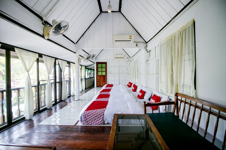 Hotel Oyo 402 Raknatee Resort