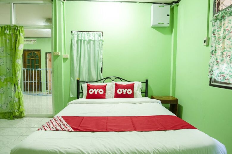 Hotel Oyo 402 Raknatee Resort