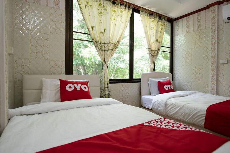Hotel Oyo 402 Raknatee Resort