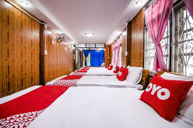 Hotel Oyo 402 Raknatee Resort