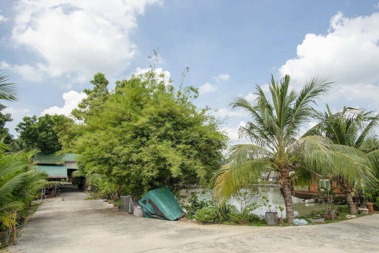 Hotel Oyo 402 Raknatee Resort
