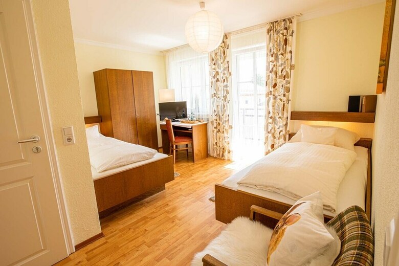 Landgasthof Hotel Sonne R�ttingen