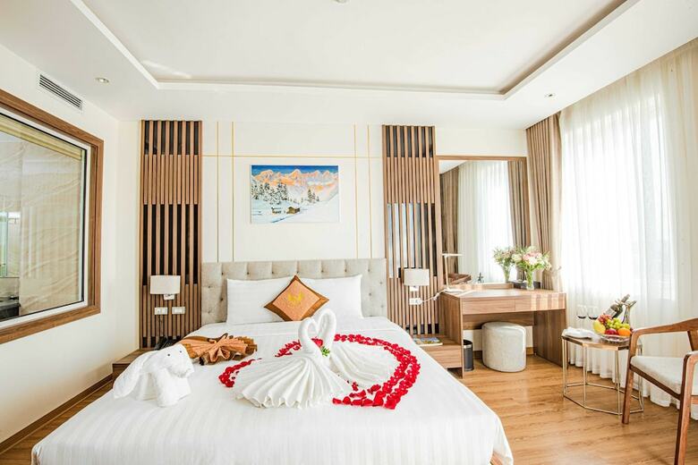 Manh Quan Luxury Hotel