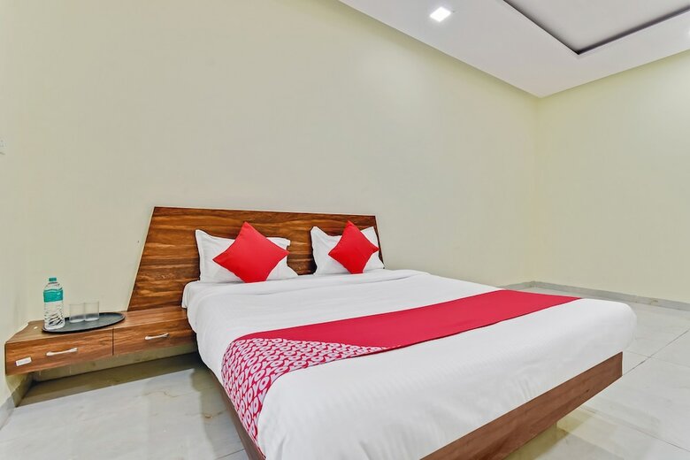 Oyo 38656 Hotel Siddheshwar