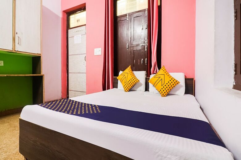 Spot On 62209 Yash Hotel