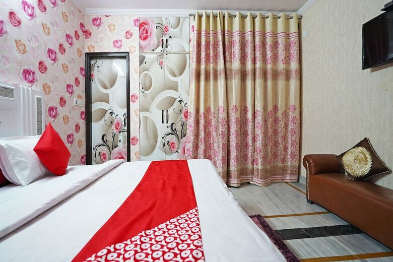Hotel Oyo 61592 All In One