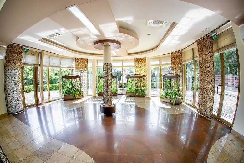 Hotel Sahara