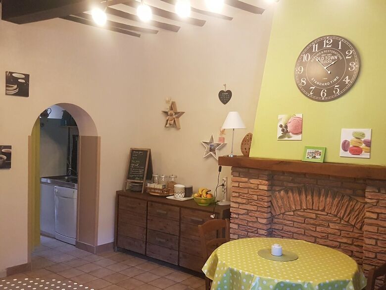 Hostal L'instant Au Pr�sent