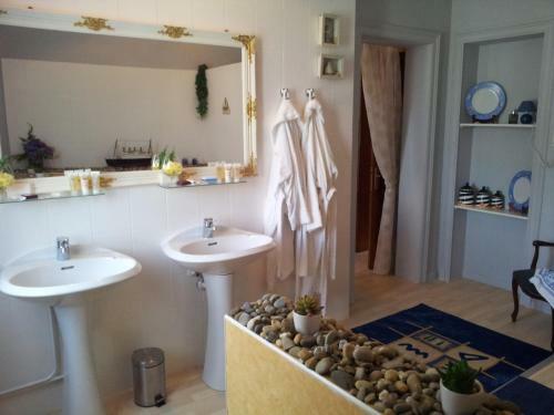 Hostal La Table D'or