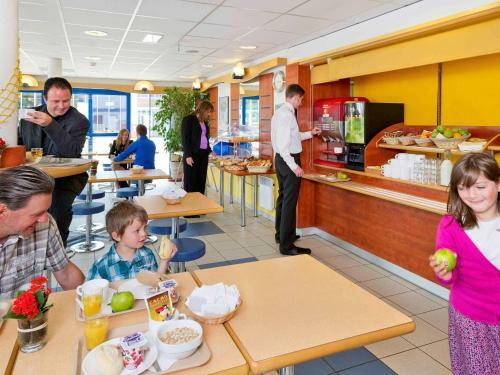 Hotel Ibis Budget Aachen Raeren Grenze