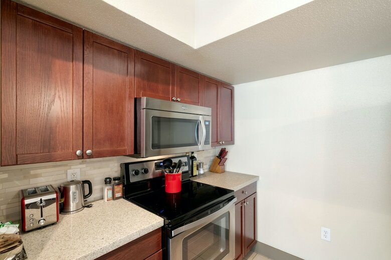 Kasa Houston Uptown Apartments