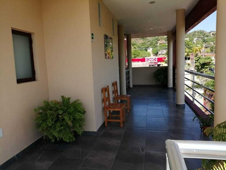 El Cihualteco Hotel Restaurante Bar