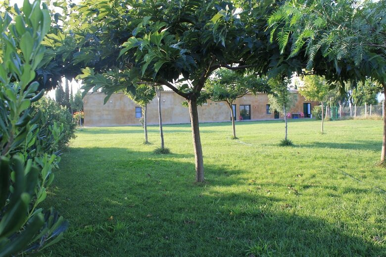 Hostal Granja Escola La Perdiu