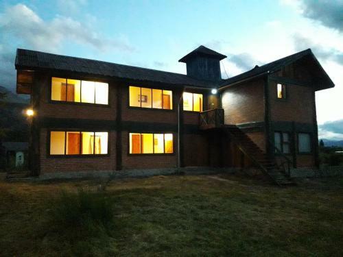 Hostal Del R�o