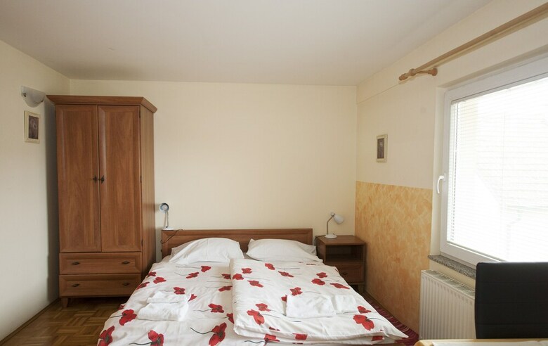 Hotel Guesthouse ?elan