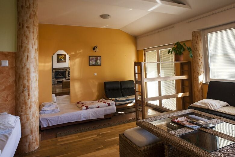 Hotel Guesthouse ?elan