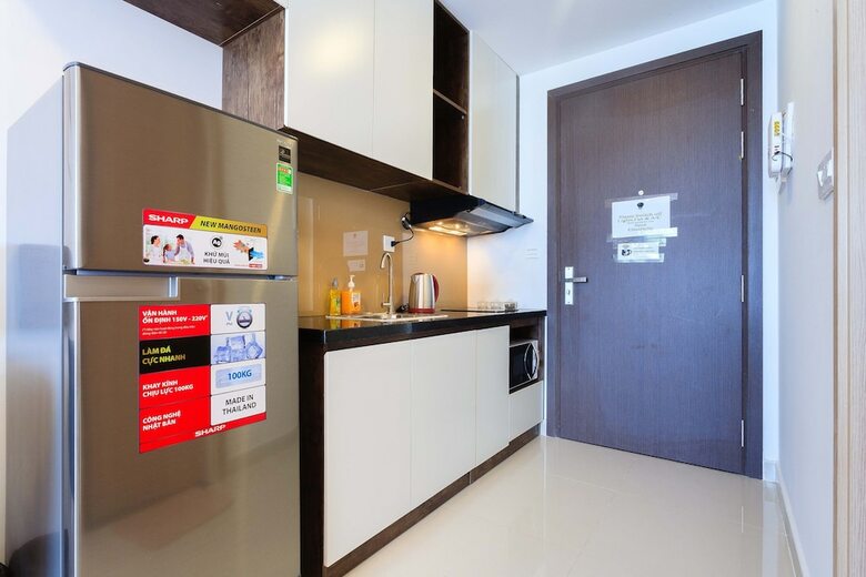 Pt Rivergate Apartment
