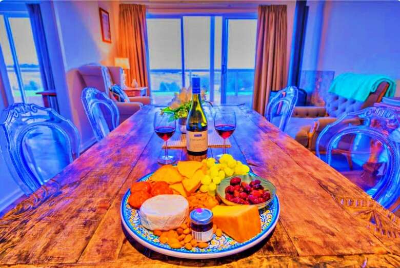 Luxury Coastal Lodge