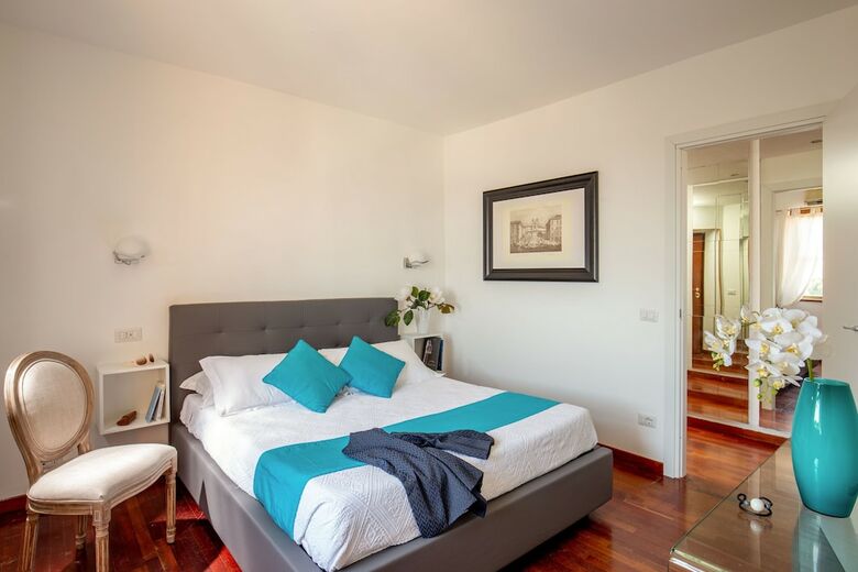 Gianicolo Penthouse - Daplace Apartments