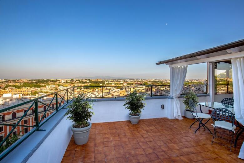 Gianicolo Penthouse - Daplace Apartments