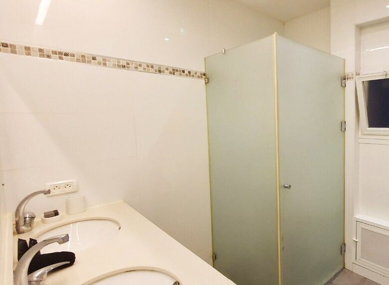 Apartamento Charming 3 Bdr Apt 2 Min From Beach Tl51