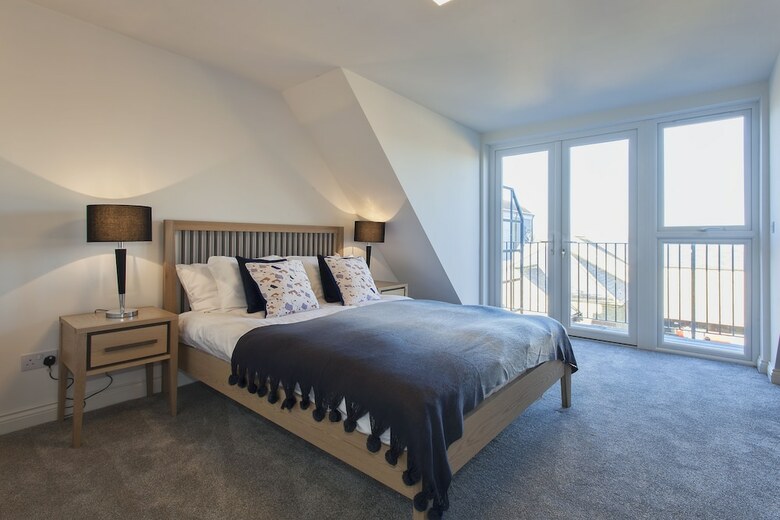 Charles Hope Apartments Heathrow South
