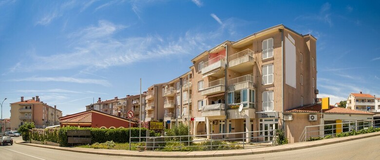 Apartments Rosa