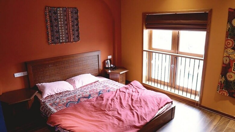 Hotel No.10 Homestay