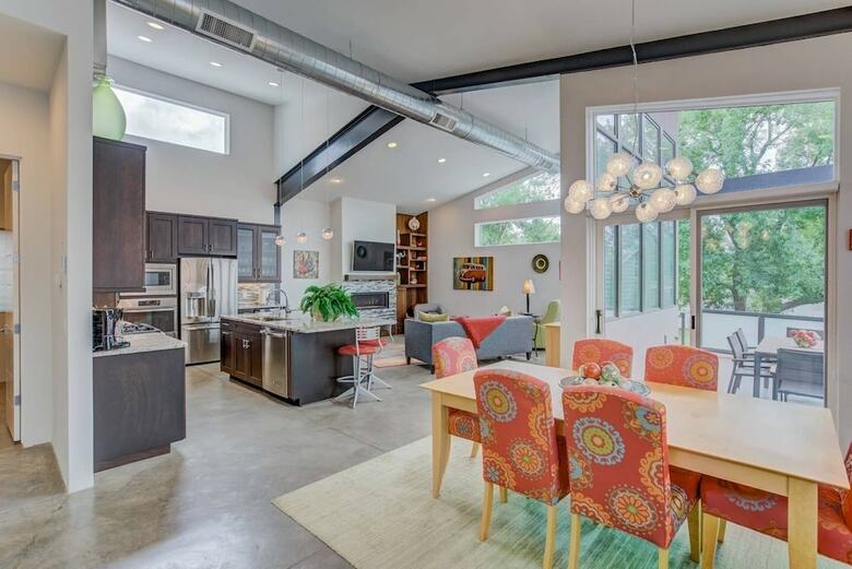 3br Modern Marveldowntown Customprivate Balcony