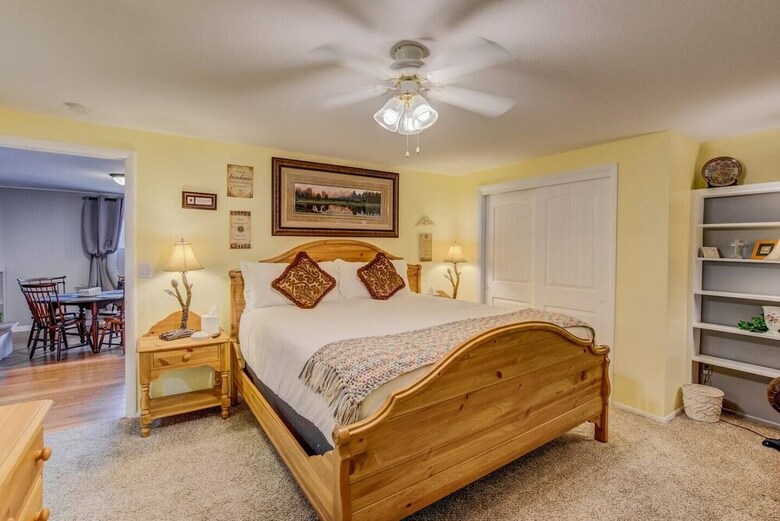 Garden-level Perfect Hot Tub Fire Pit & More!