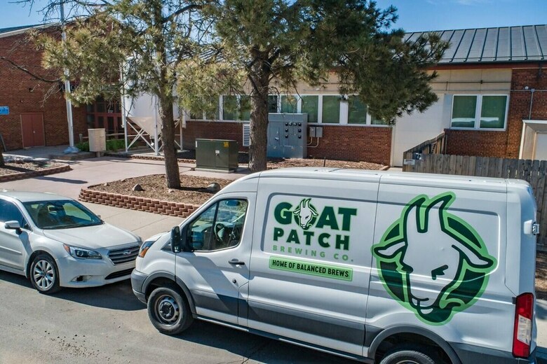Craft Brewery Perfection! Charming & Dog-friendly