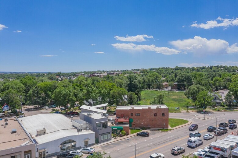 1bd Studio Downtown Close To Hiking W/ac!