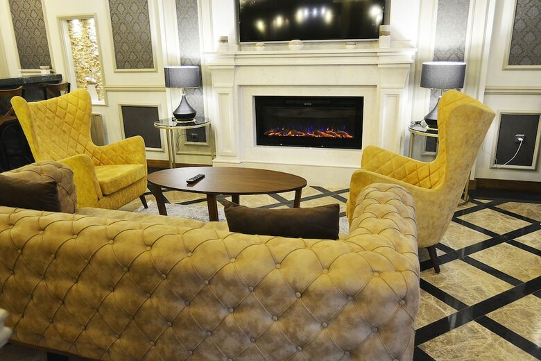 Hotel Frt A?rl?nes Otel