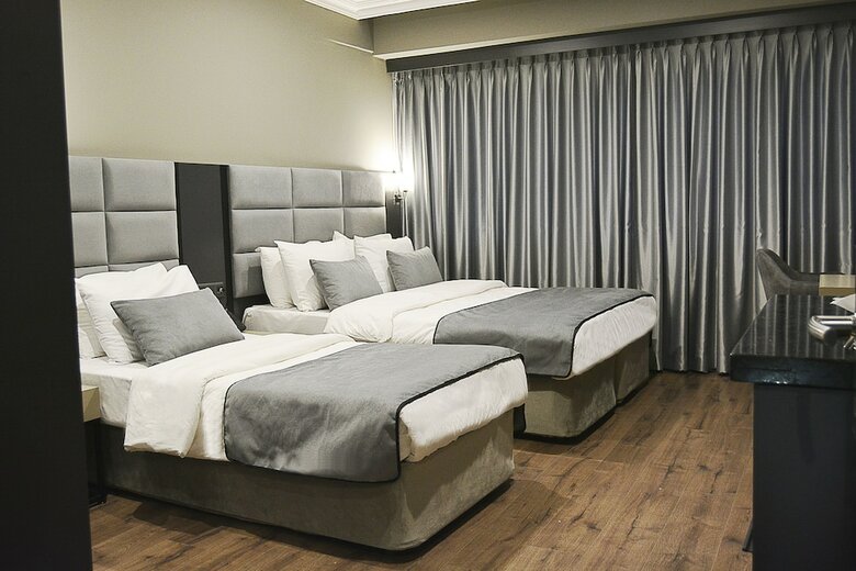 Hotel Frt A?rl?nes Otel