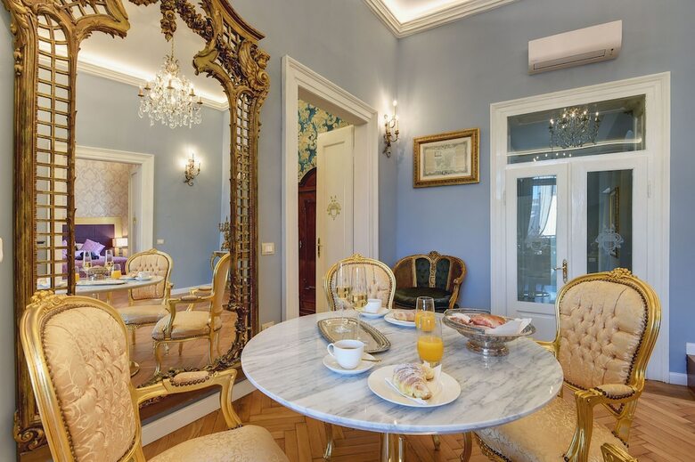 Apartamentos Demartini Palace