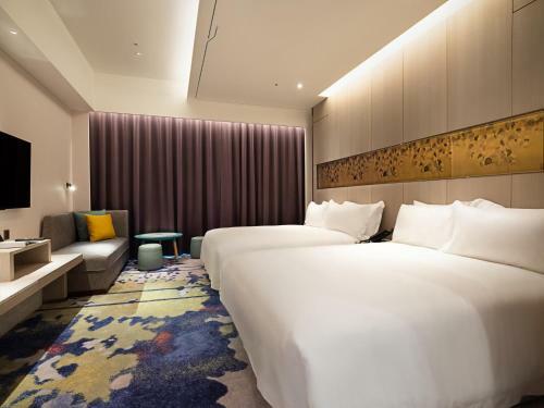 Fame Hall Garden Hotel