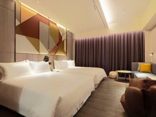 Fame Hall Garden Hotel