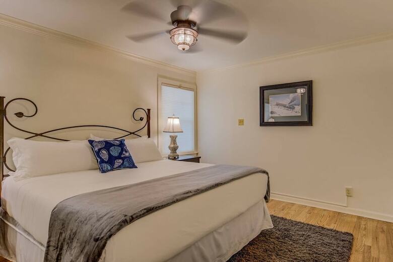 5br Mnt Viewsdowntown Luxuryfirepit & Rv Parking