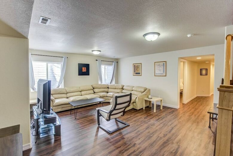 3br Af Academy Pet-friendly