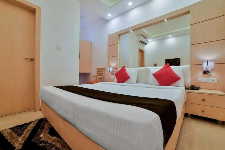 Hotel Anroute Stays - Marol Naka