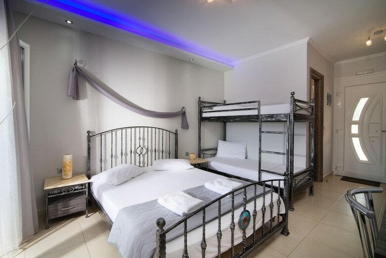 A Ponte Studios And Apartments