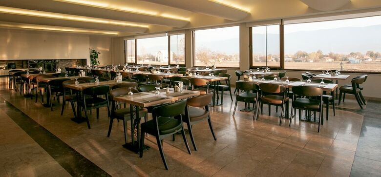 Gaye City Hotel