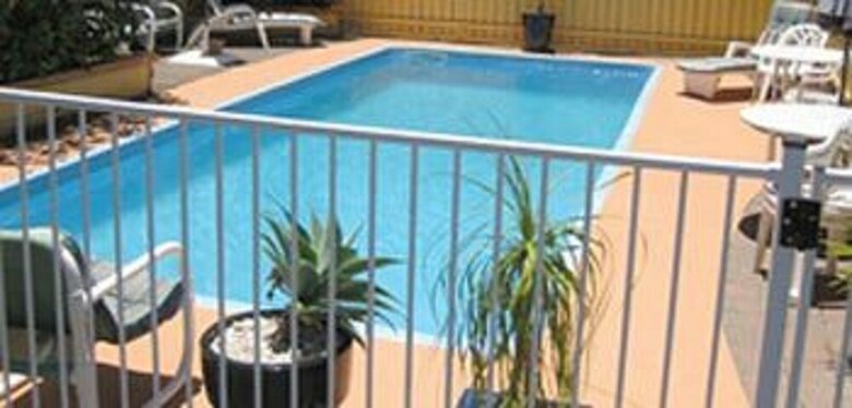 Hotel Twin Pines Motel