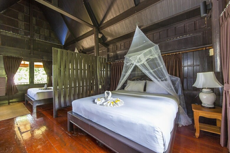 Hotel Koh Talu Island Resort