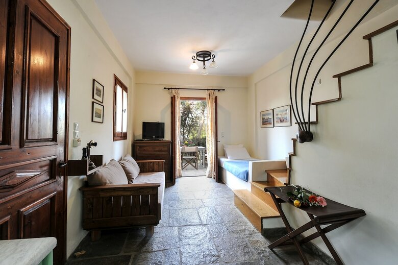 Hotel Gera's Olive Grove