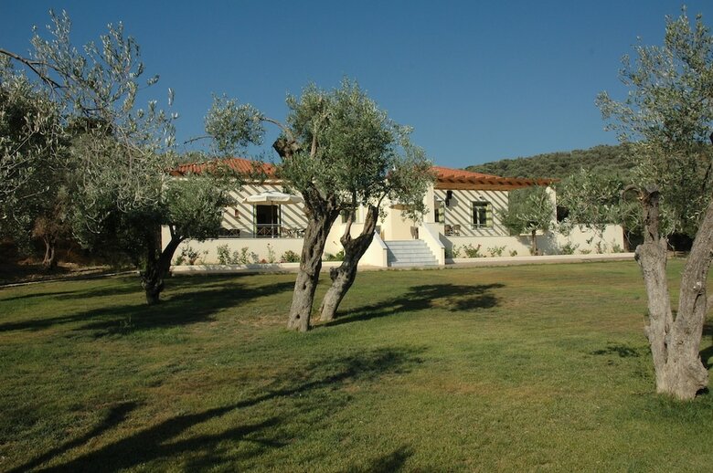 Hotel Gera's Olive Grove